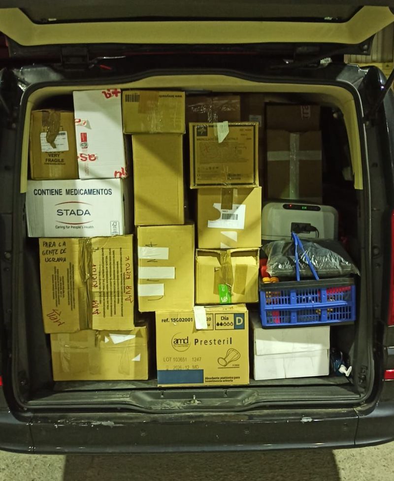 La furgoneta salmantina de este viaje cargada de medicamentos destinados a Ucrania