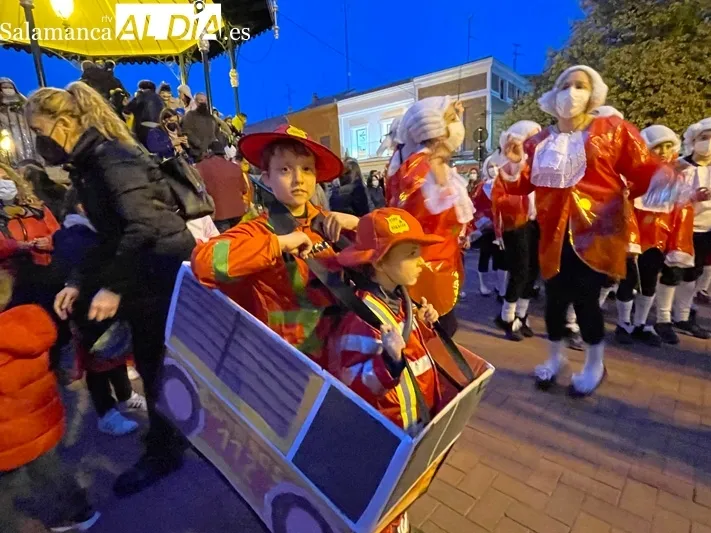 Peñaranda vivía este martes su tradicional desfile y concurso de disfraces de carnaval 