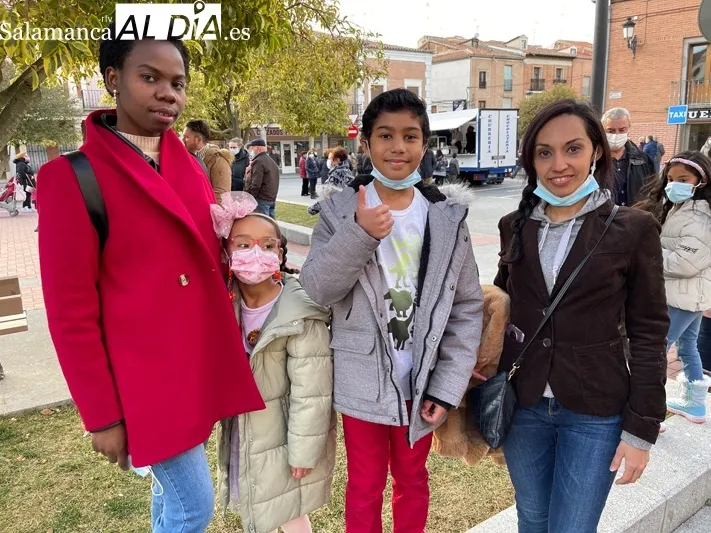 La plaza de España acogía el tradicional entierro de la sardina con el que Peñaranda dice adiós al carnaval 