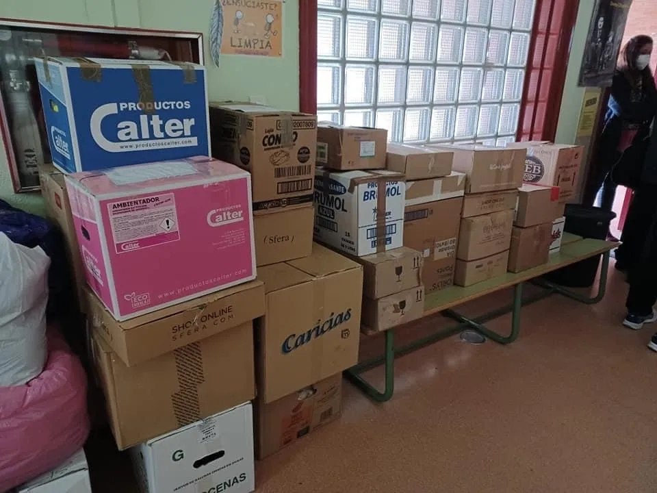 Los vecinos de Villoria se vuelcan en la gran campaña de donaciones para Ucrania 