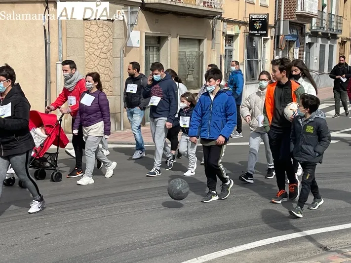 Cientos de personas han participado en la marcha solidaria con el pueblo ucraniano en Peñaranda