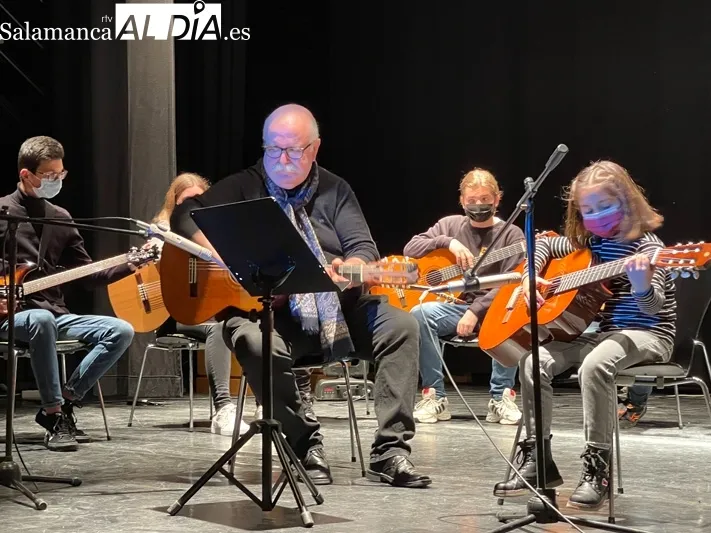El Teatro del CDS acogía este jueves la primera actuación del retomado programa 'Música en Familia'