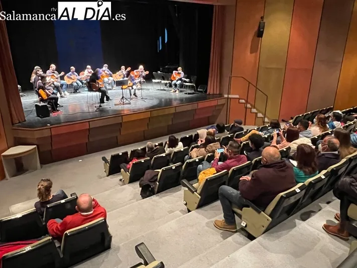 El Teatro del CDS acogía este jueves la primera actuación del retomado programa 'Música en Familia'