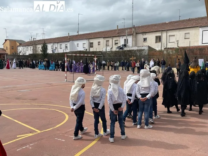 El Colegio La Encarnación organizaba este viernes un Vía Crucis
