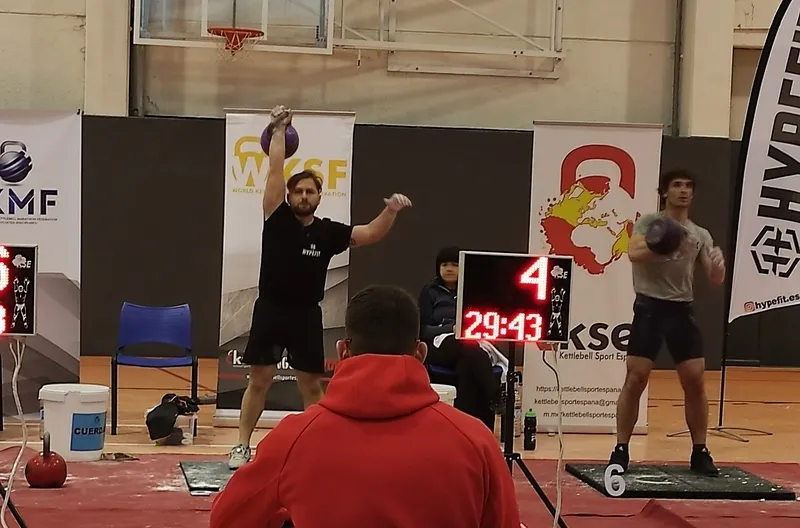 Foto 4 - Jos&eacute; Ra&uacute;l Manchado sube al podio en el Campeonato de Espa&ntilde;a de Kettlebell