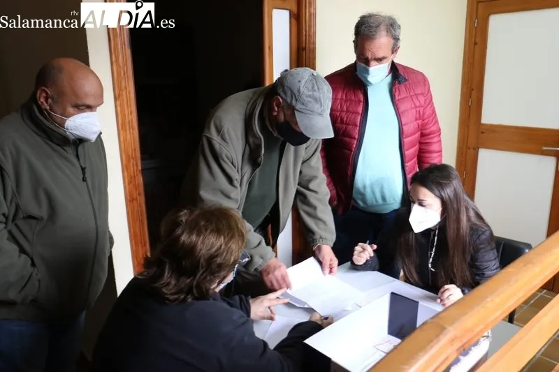 V Ruta de senderismo Sobradillo-El Molinillo-El Buraco / CORRAL