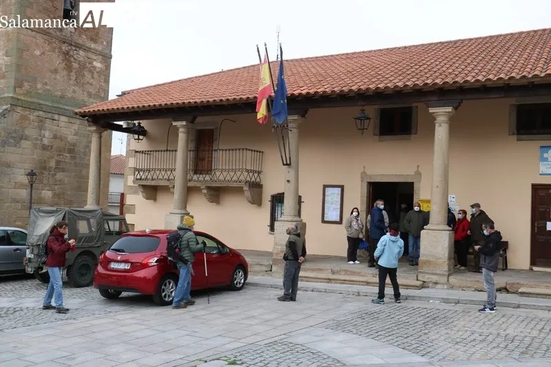 V Ruta de senderismo Sobradillo-El Molinillo-El Buraco / CORRAL