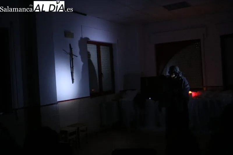 Sesisones de microteatrro por la igualdad en Aldeadávila de la Ribera / CORRAL