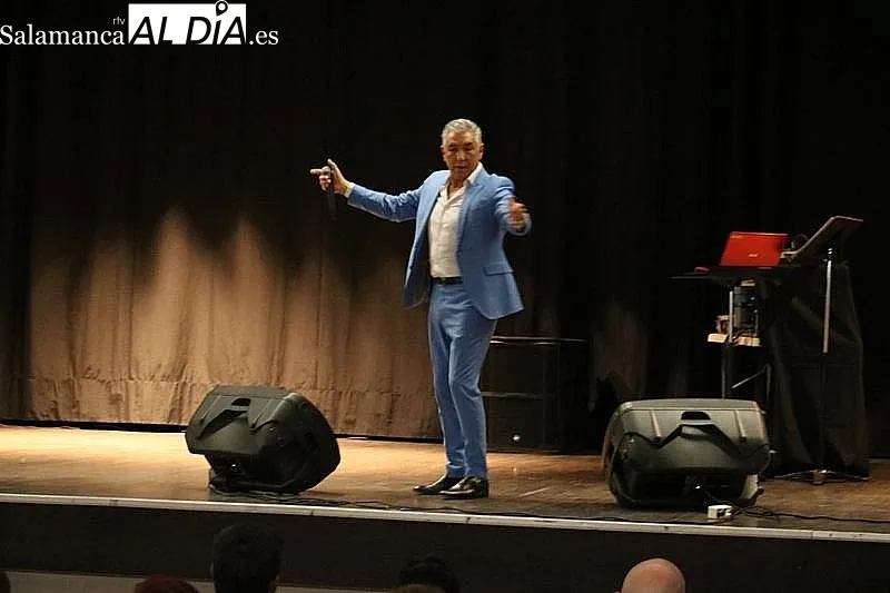 Actuación de Armando en Vitigudino el día de San José / CORRAL 