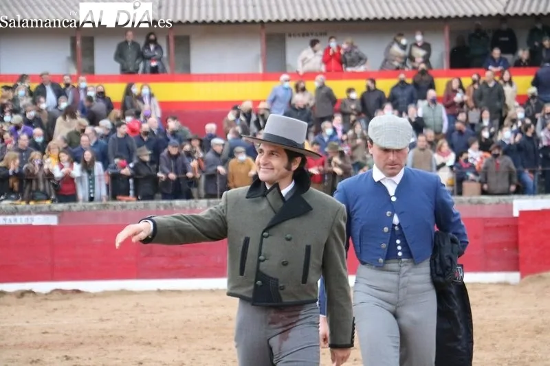FEstival con picadores en Vitigudino a beneficio de la ELACyL