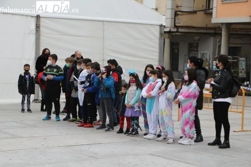 Foto 6 - Guijuelo se despide del carnaval con un juego de pistas familiar para un centenar de personas