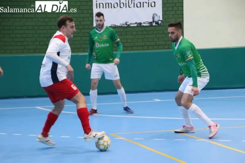 Foto 10 - &Eacute;pica y vibrante victoria del Piensos Dur&aacute;n Albense ante O Esteo (6-5)