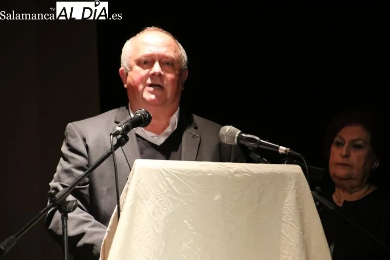 Recital poético y Festival Lírico en el teatro de Alba de Tormes