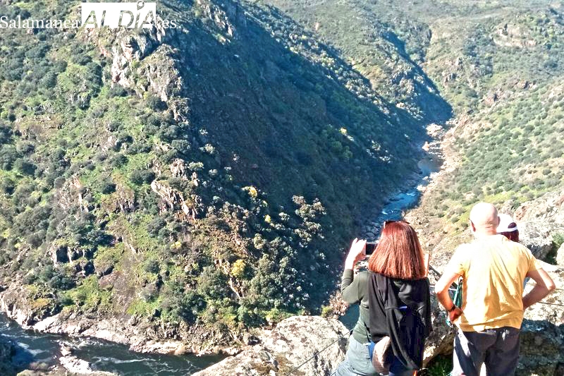 Impresionantes vistas del cauce del río Águeda desde el Mirador del Molinillo