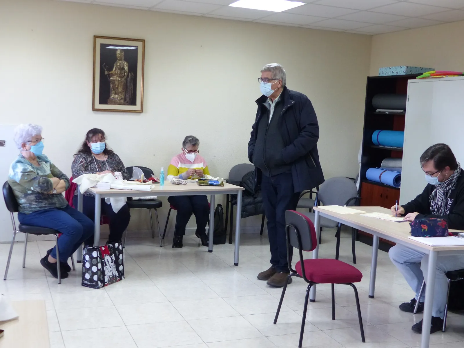 Las integrantes del curso de Bordado Popular de Villoria han recibido diplomas acreditativos 
