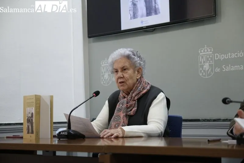María Pilar Mateos junto a David Mingo en la presentación del libro | Fotos: David Sañudo