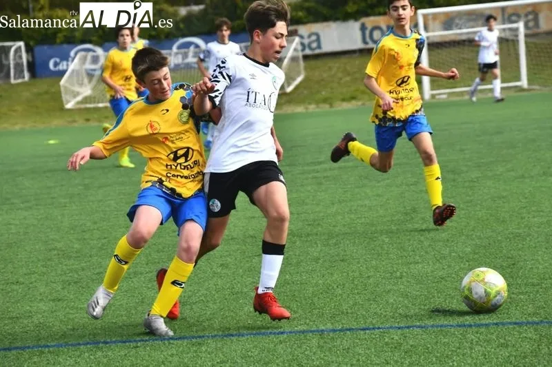 Galerías de imágenes de los partidos del Salamanca UDS en las categorías de Juvenil e Infantil Regional / Fotos: Salamanca UDS