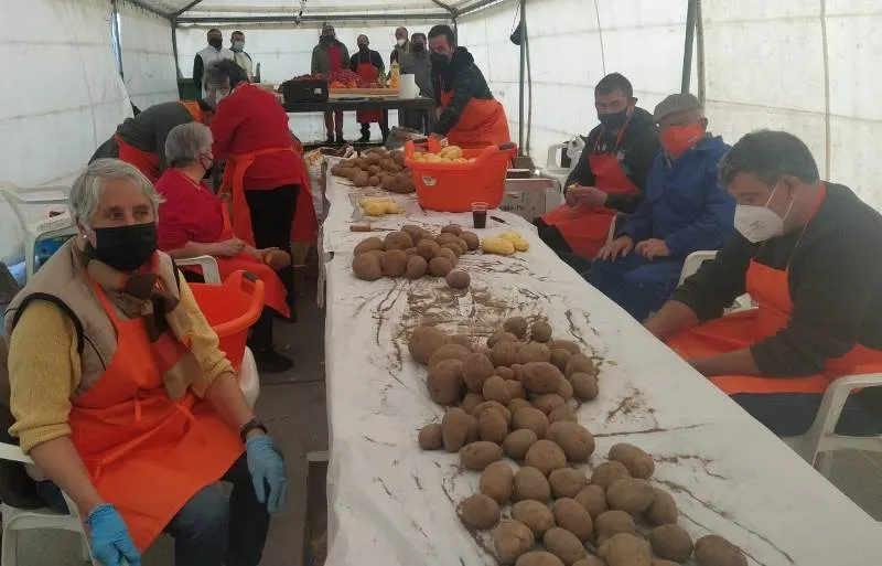 Foto 3 - Preparada la carne y las patatas del gran guiso de este Domingo