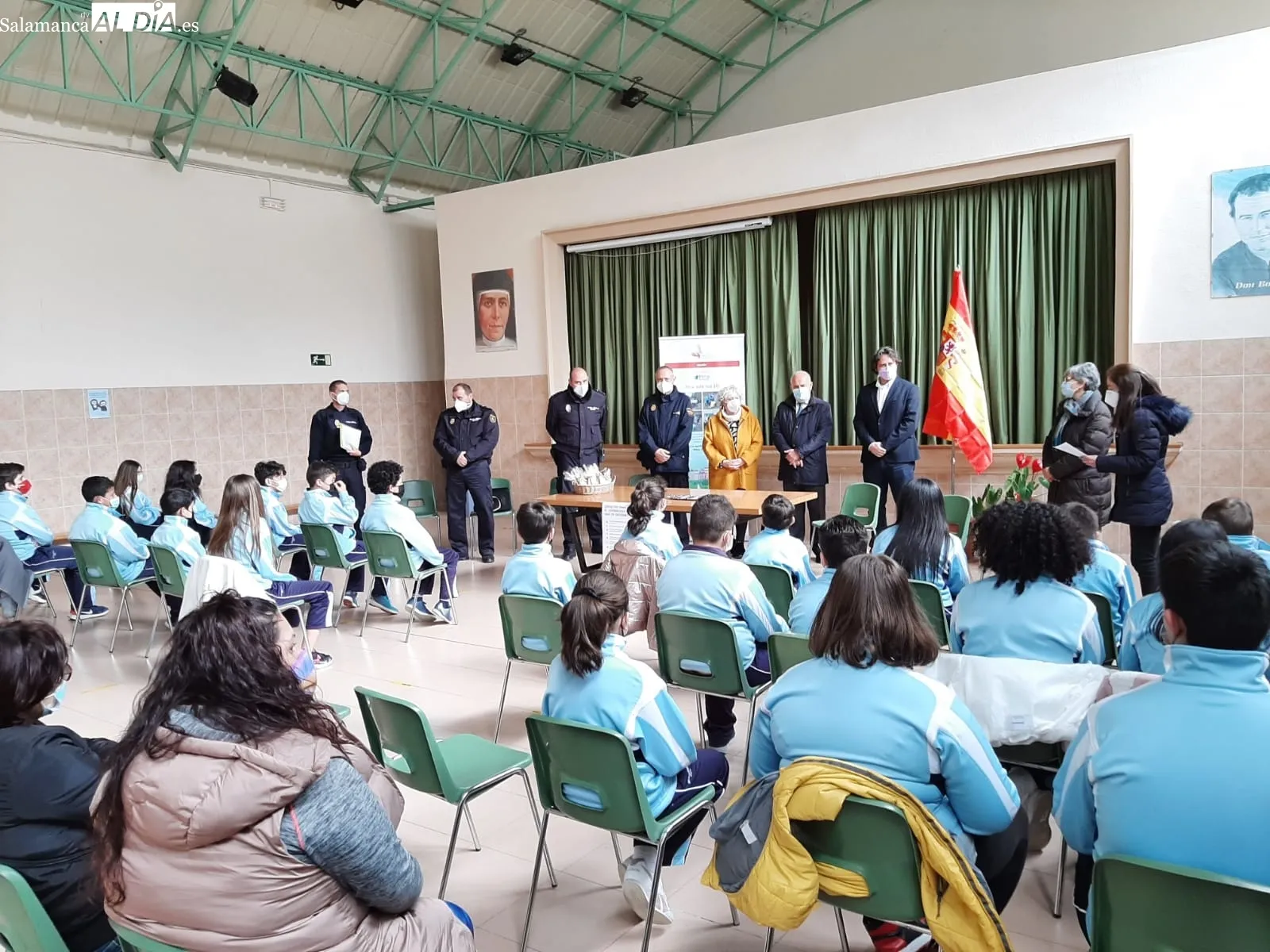 Foto 4 - Los alumnos del Mar&iacute;a Auxiliadora en B&eacute;jar reciben su  carnet de ciberexpert@ en ciberseguridad