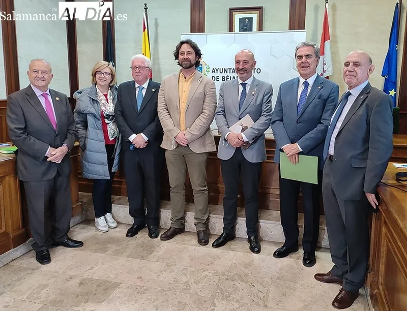 El Gobernador rotario del distrito de Béjar visita la ciudad