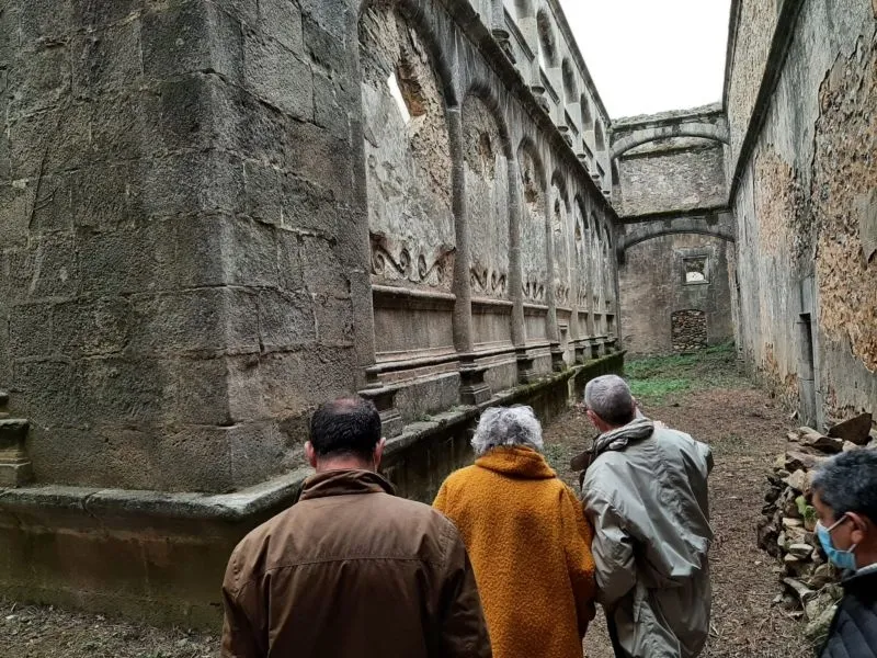 Encarnación Pérez, subdelegada del Gobierno, visita la localidad de El Maíllo - Subd. Gobierno Salamanca