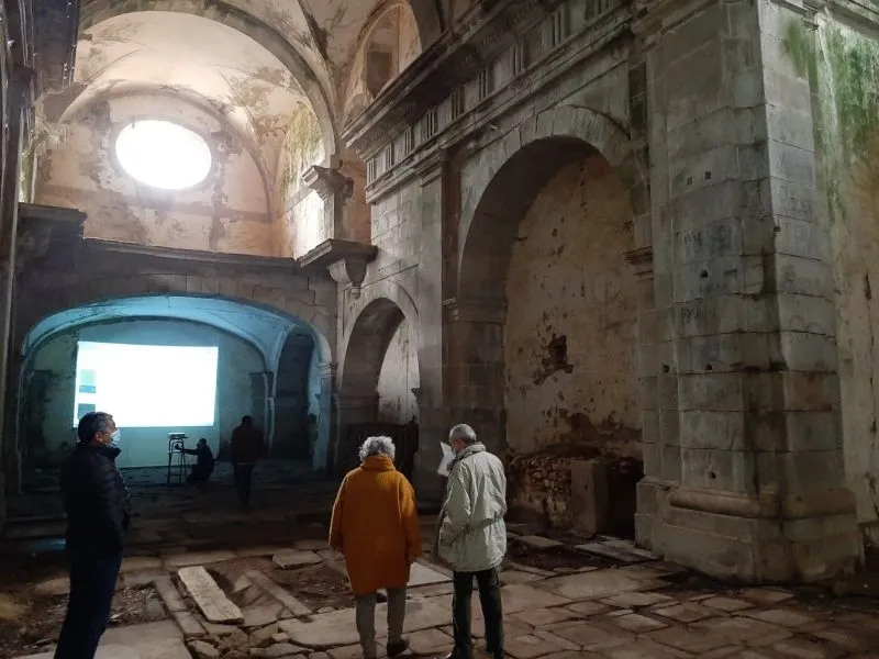 Encarnación Pérez, subdelegada del Gobierno, visita la localidad de El Maíllo - Subd. Gobierno Salamanca