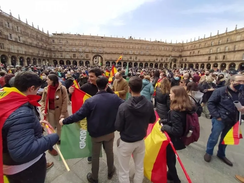 Manifestación de VOX en la Plaza Mayor de Salamanca - David Sañudo
