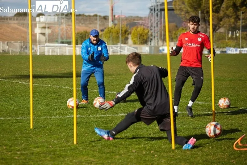 Galería de imágenes de Luis Hernández durante un entrenamiento con el filial del Salamanca UDS / Fotos: David Sañudo