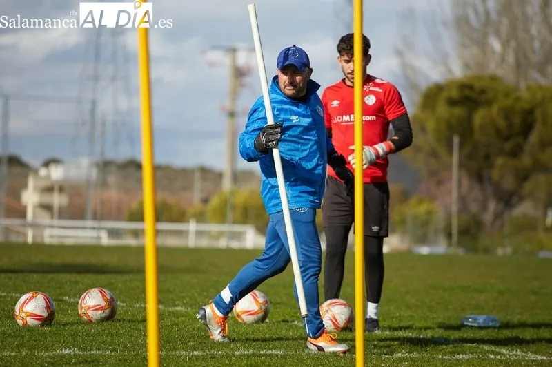 Galería de imágenes de Luis Hernández durante un entrenamiento con el filial del Salamanca UDS / Fotos: David Sañudo