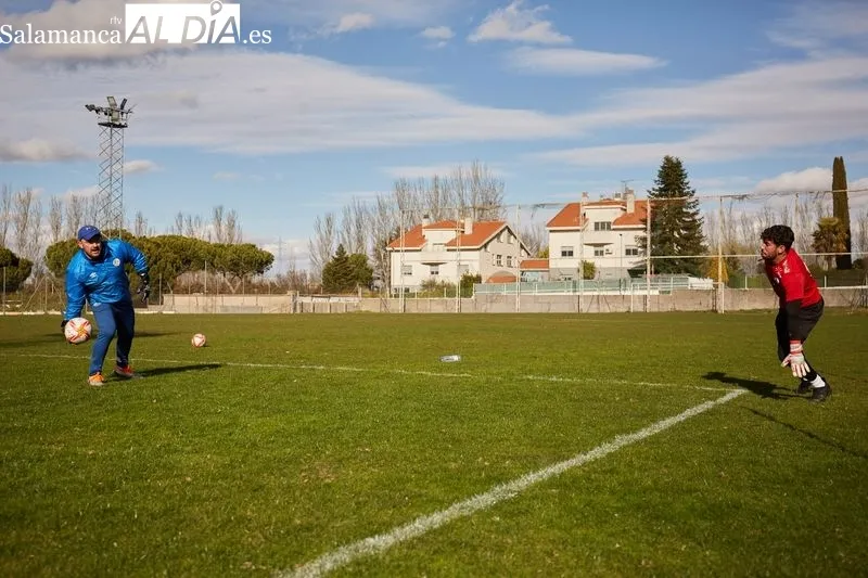 Galería de imágenes de Luis Hernández durante un entrenamiento con el filial del Salamanca UDS / Fotos: David Sañudo
