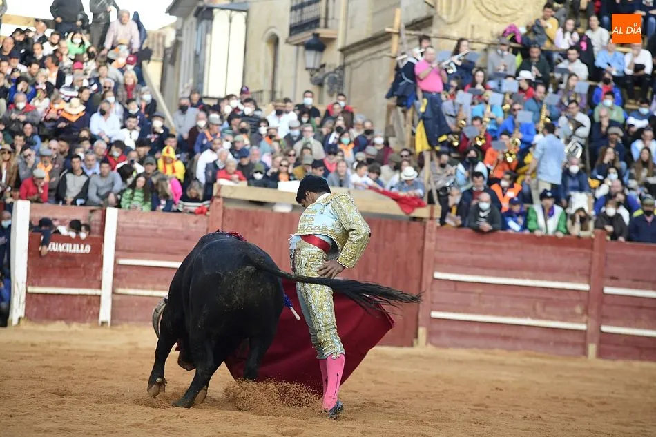 Foto 9 - Unos lances de Valent&iacute;n Hoyos que ped&iacute;an poetas