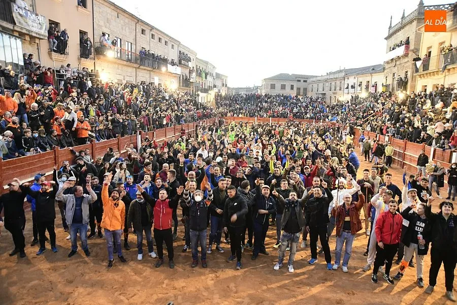 Foto 10 - El Carnaval del Toro tendr&aacute; Cenizos medio siglo despu&eacute;s 