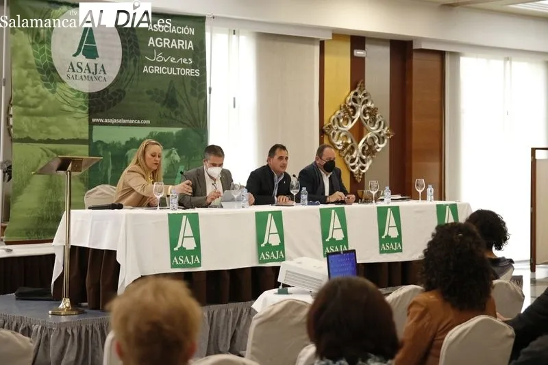 Asamblea Provincial de Asaja en Salamanca. Foto de David Sañudo