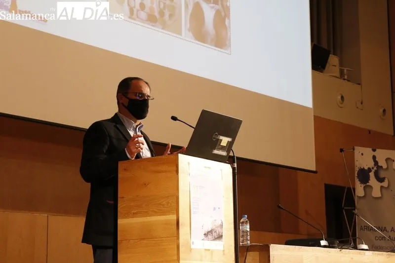 Jornadas del 30 aniversario de Ariadna, Autismo Salamanca, en el auditorio Fonseca. Foto de David Sañudo