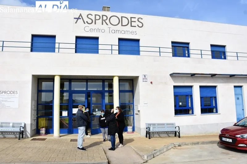 Visita al centro de Asprodes en Tamames
