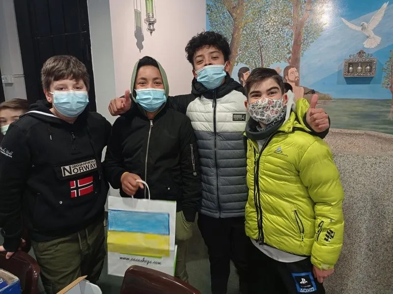 Alumnos de sexto de Primaria del colegio Gran Capitán, que han participado en esta iniciativa solidaria