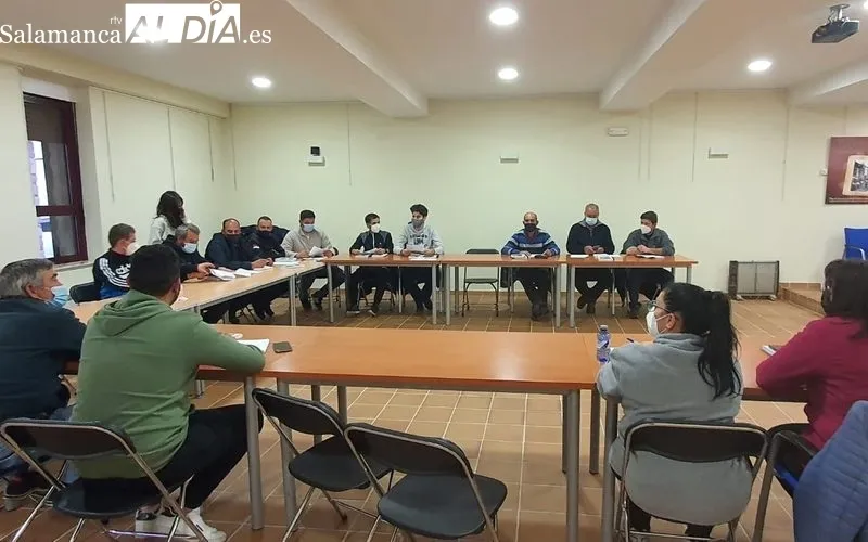 El curso ha sido en la modalidad presencial y estaba dirigido a personas que ejercen la actividad agraria  