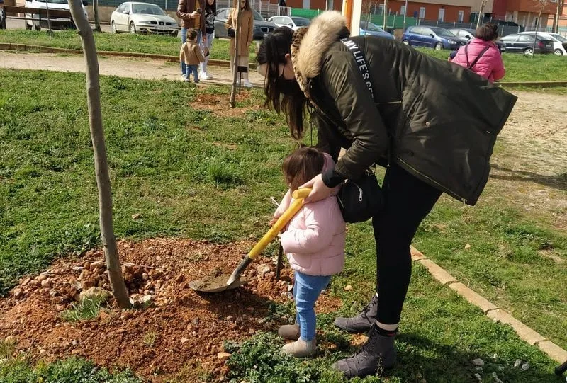 Plantación del Bosque de Niños en Doñinos de Salamanca