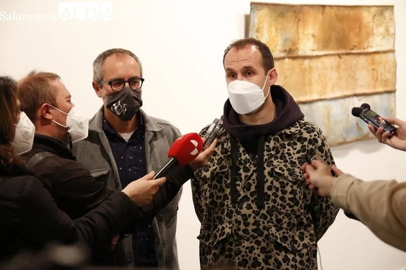 Exposición de `Poemario Neokinki’, de Álvaro Perote, en la Hospedería Fonseca. Foto de David Sañudo
