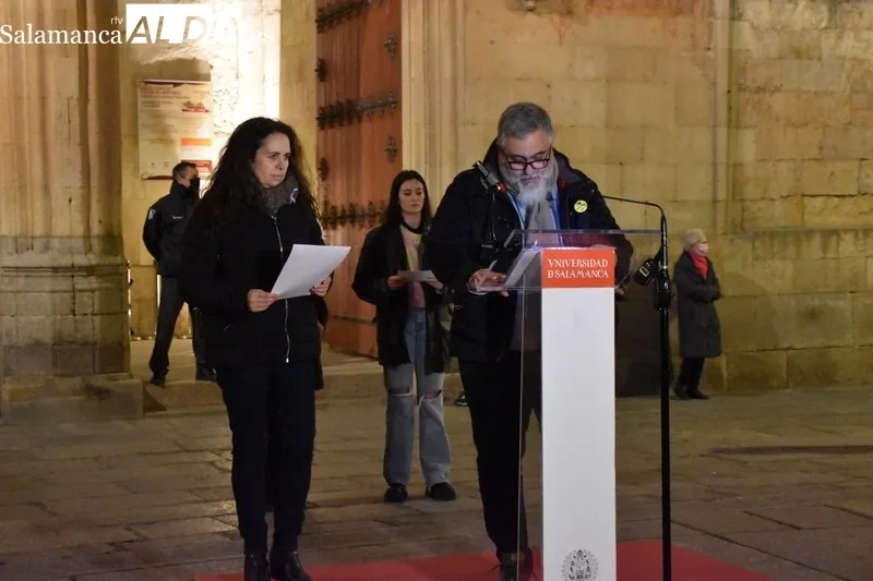 La Fachada Rica de la USAL, iluminada por el Día Internacional de la Mujer. Fotos: Vanesa Martins