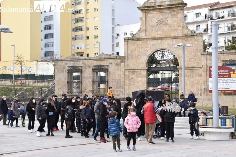 Entierro de la Sardina en la plaza de la Concordia, este miércoles. Fotos: Vanesa Martins
