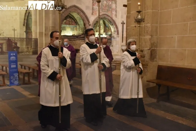 Eucaristía del Miércoles de Ceniza en la Catedral Vieja. Fotos: Vanesa Martins