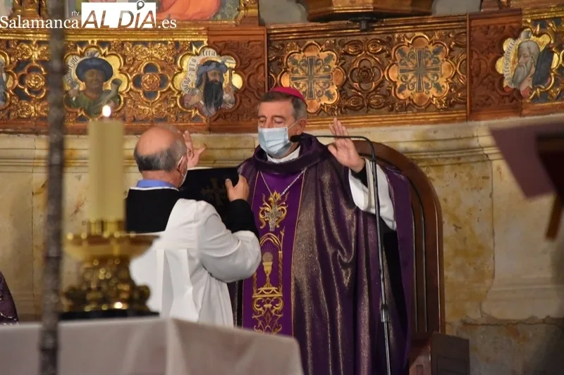 Eucaristía del Miércoles de Ceniza en la Catedral Vieja. Fotos: Vanesa Martins
