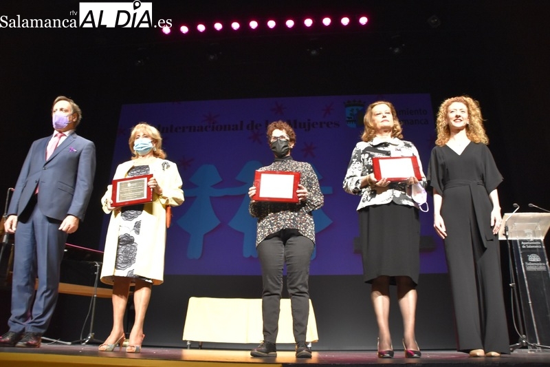 Salamanca se suma al Día de la Mujer con el merecido reconocimiento a tres salmantinas 