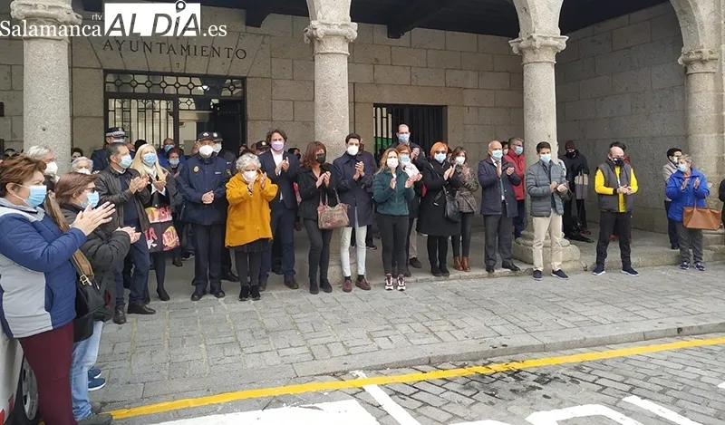 Foto 3 - B&eacute;jar condena la invasi&oacute;n y muestra su solidaridad con el pueblo ucraniano