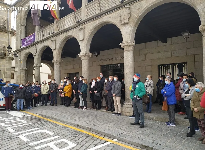 Foto 2 - B&eacute;jar condena la invasi&oacute;n y muestra su solidaridad con el pueblo ucraniano