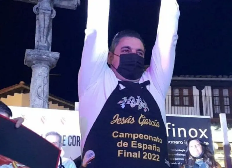 Foto 7 - Jes&uacute;s Garc&iacute;a triunfa en la final del Campeonato de Espa&ntilde;a de Cortadores de Jam&oacute;n de La Alberca