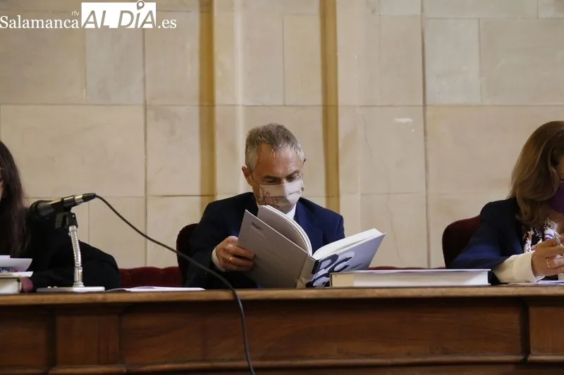 Presentación del libro “Doctoras honoris causa por la Universidad de Salamanca”, en el Salón Lucía de Medrano de la Escuelas Mayores de la USAL. Foto de Davis Sañudo