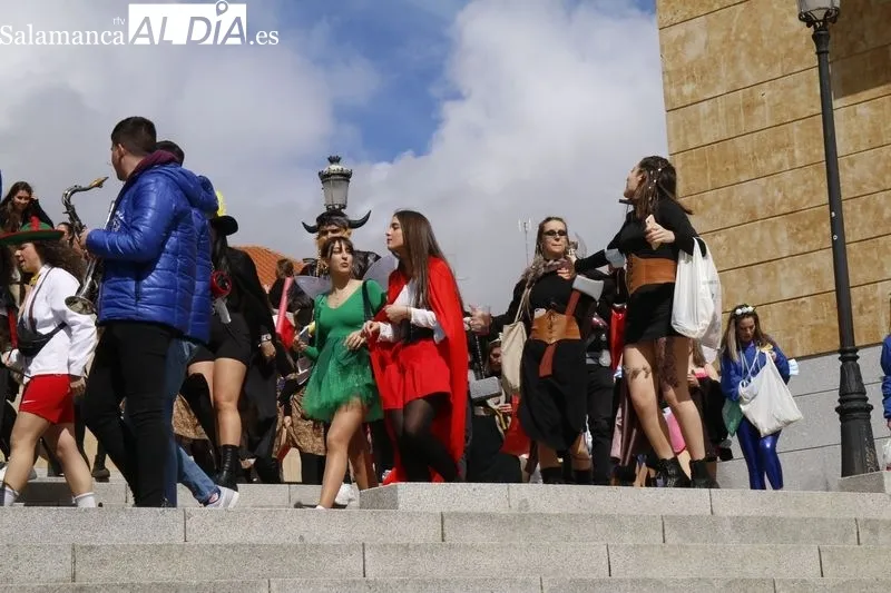 Fiestas de Enfermería y Fisioterapia en Salamanca. Foto de David Sañudo
