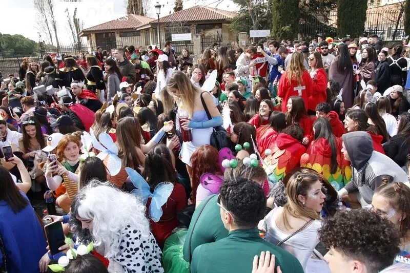 Fiestas de Enfermería y Fisioterapia en Salamanca. Foto de David Sañudo